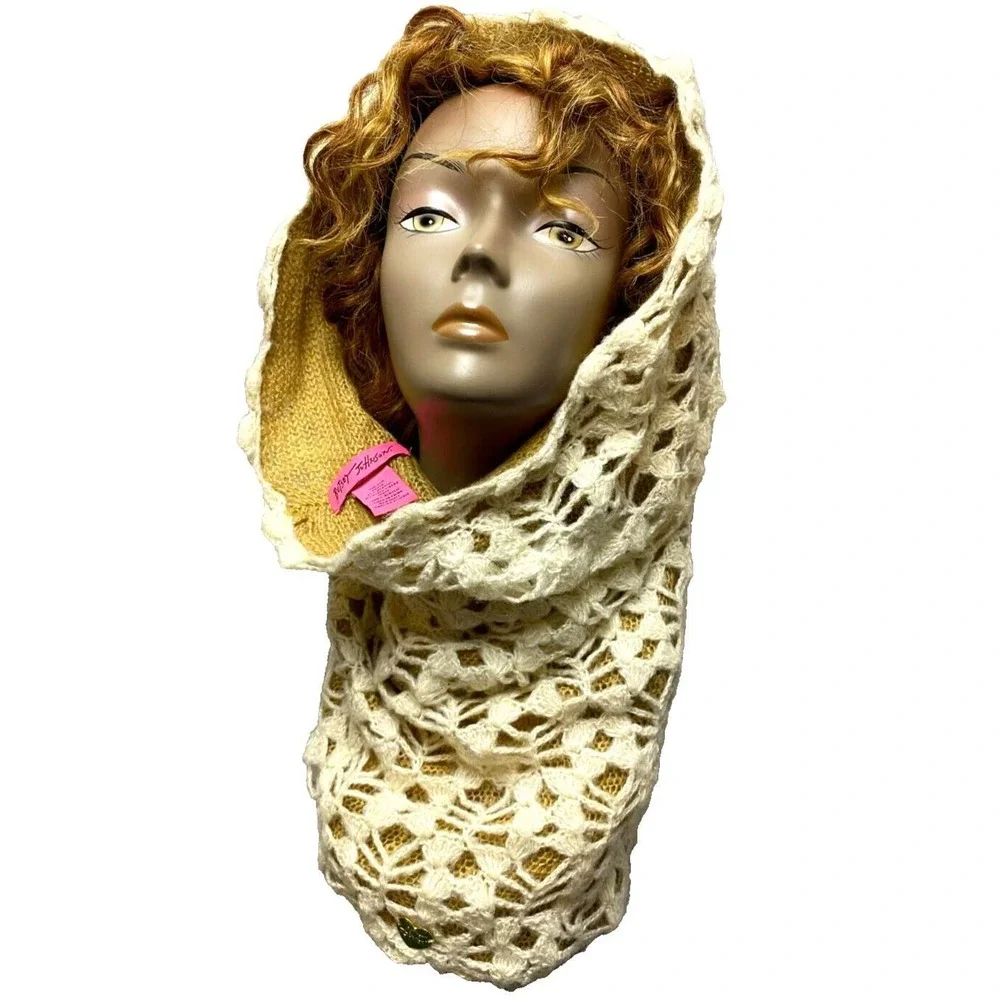Betsey Johnson Scarf‎ Crochet Lace Infinity Scarves Head Wrap Neck Cowl
